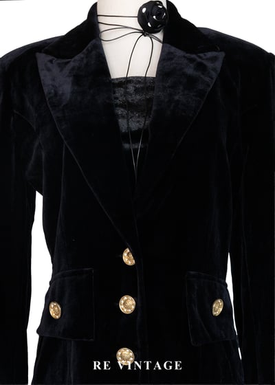 質感單品 - 金釦黑絨西裝外套3
