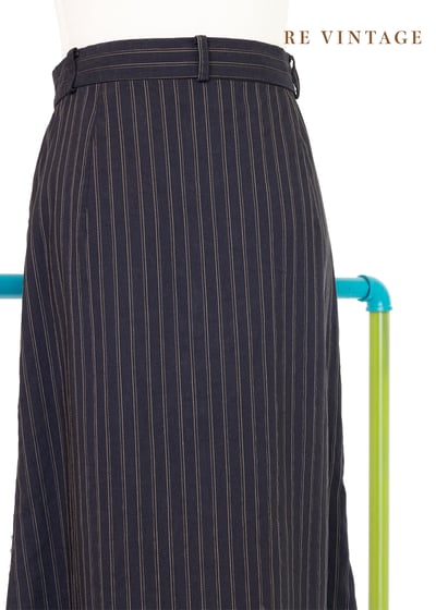 俐落の金花蕾絲拼貼線條及膝裙（27"）12