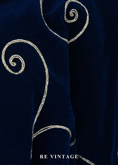 金線旋舞短版絨布外套10