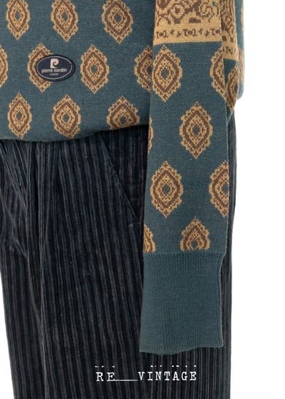 Pierre Cardin 薄款復古綠火焰圖騰針織毛衣8