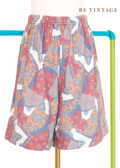 『歐洲寶物』霧感薄款毛料拼接印花短褲（22-28")1