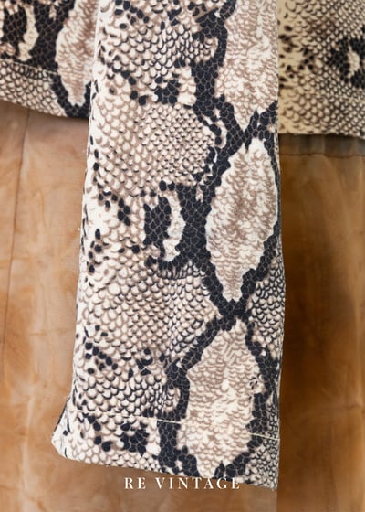 蛇蠍沙漠女王長袖上衣9