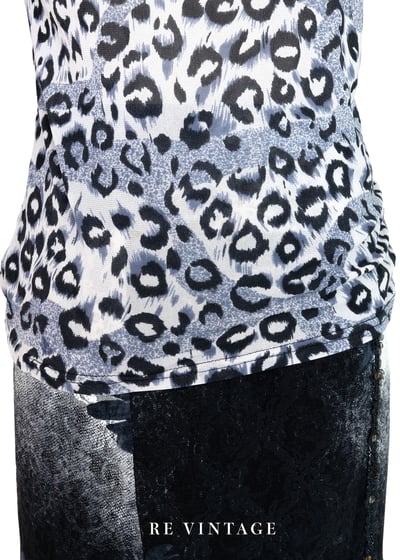 灰黑色小豹紋垂墜領上衣4