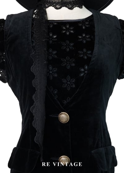 質感單品 - 優雅感金釦黑絨洋裝5