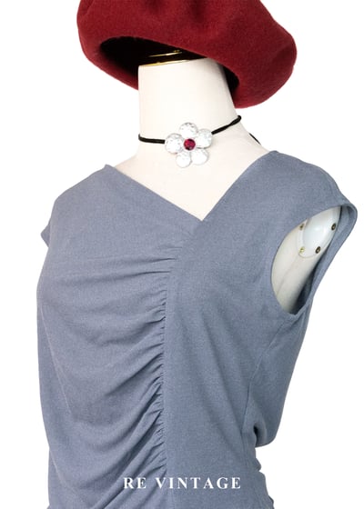 質感單品 - 霧灰裡的斜向抓皺上衣7