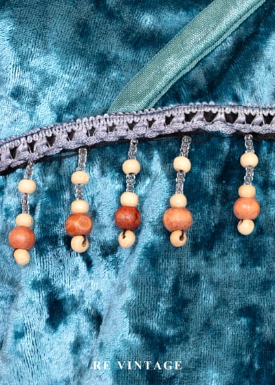 異國舞姬搖動木珠絨布背心7