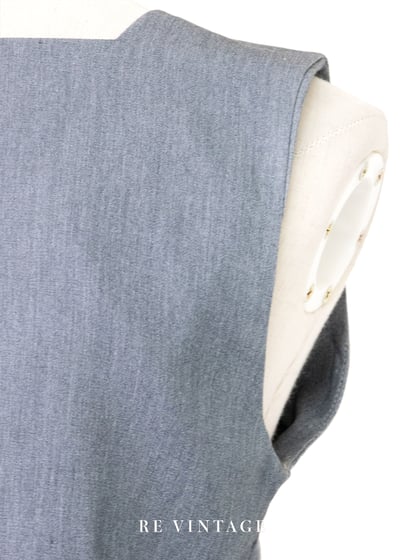 質感單品 - 俐落方領短版灰色背心8