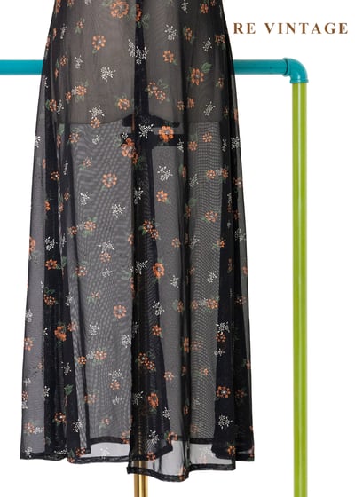 暖調浪漫紅白花透膚長洋裝12