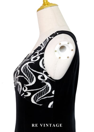 夜色裡的銀白神秘圖騰長洋裝9