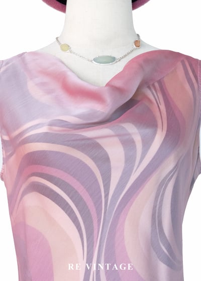 粉紅的液態夢境垂墜領洋裝9