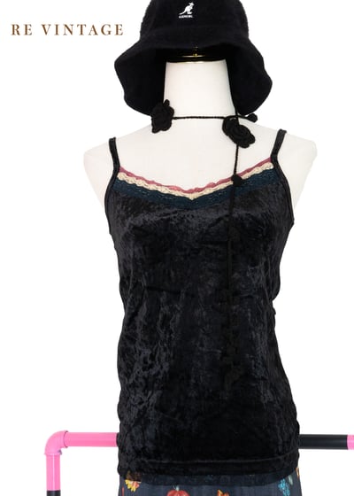 墨 - 三色蕾絲絨布細肩背心1