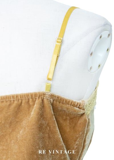 流金夢境 - 浪漫蕾絲花邊絨布小背心10