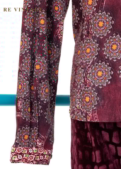 酒紅拼花的秘密訊號上衣10