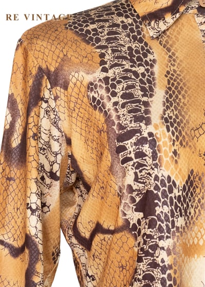 冷豔危險感蟒蛇紋上衣4