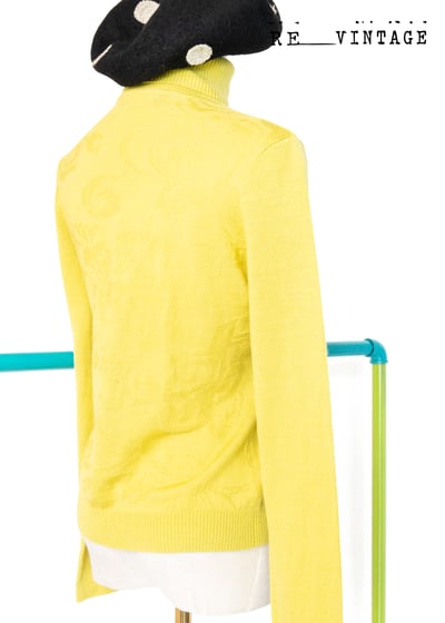 薄款黃綠色花花圖騰高領針織上衣8