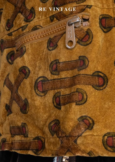 焦糖色穿繩記號麂皮長毛內裏外套7