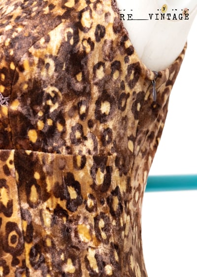 辣辣豹紋絨布長版洋裝13