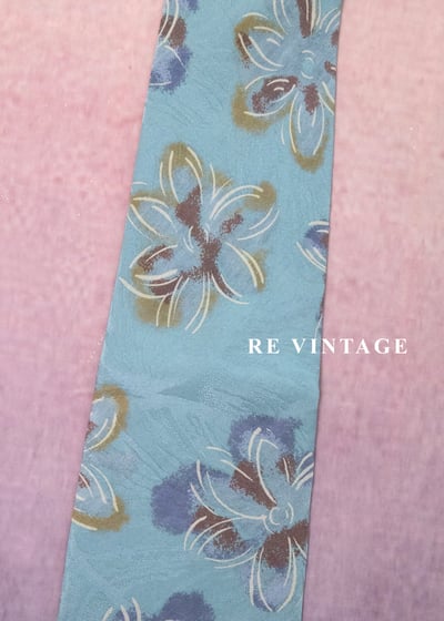 天藍色的花卉邂逅領帶7