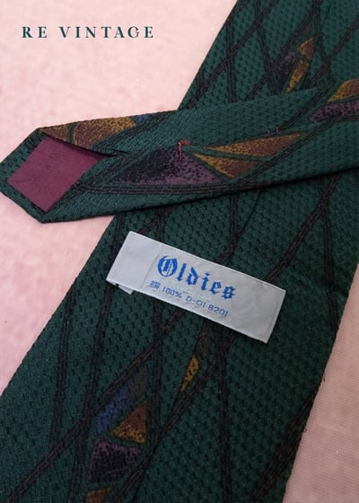 森林深處的幾何殘影領帶8