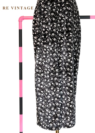 黑夜繁星花朵絨布洋裝4