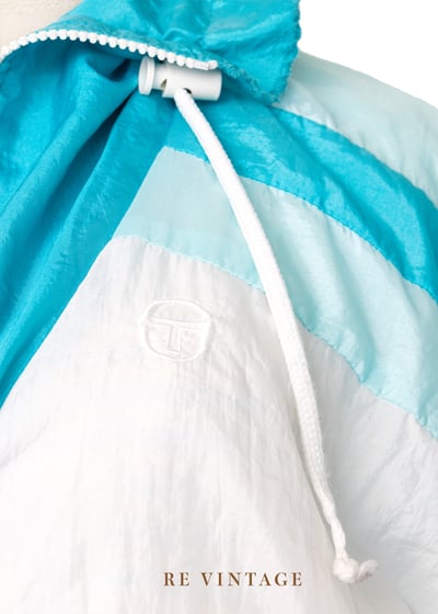 『歐洲寶物』湖水綠拼接尼龍小人偶外套 Sergio Tacchini5