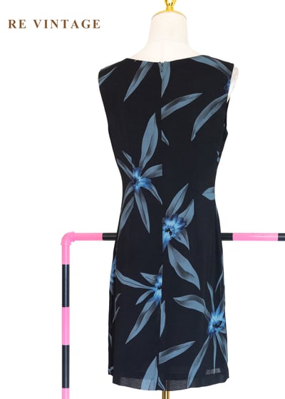 月光下的暗夜百合短洋裝9