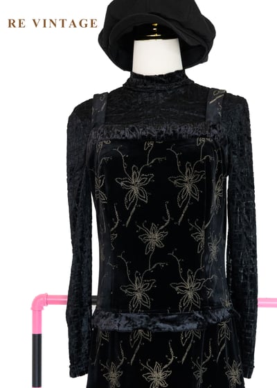 夜幕星軌金線百合黑絨長洋裝8