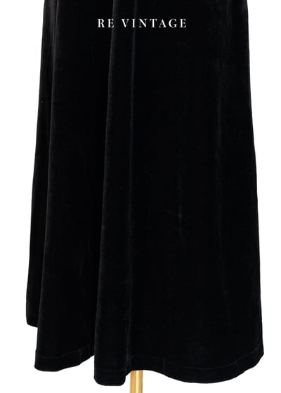 氣質單品 - 黑色衣櫃穿搭必備絨布裙裙（26"）4