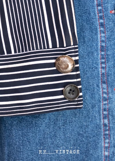 天天深藍線條薄款外套13