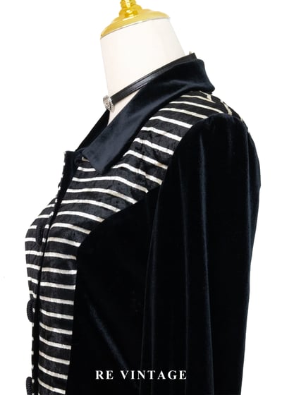 條紋狂想曲排釦黑絨洋裝11