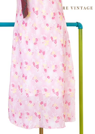 Pink Cosmos 壓紋小玫瑰細肩帶洋裝4