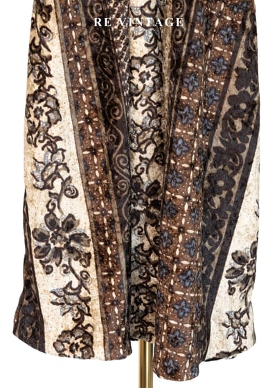 砂色秘典符號絨布吊帶長洋裝11