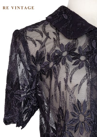 花紋蔓延蕾絲短版單釦上衣4