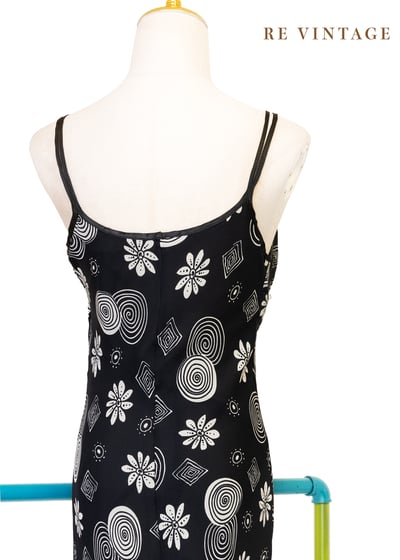 視覺迷宮圖騰細肩帶洋裝15