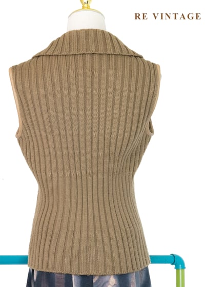 大地岩石毛絨針織背心10