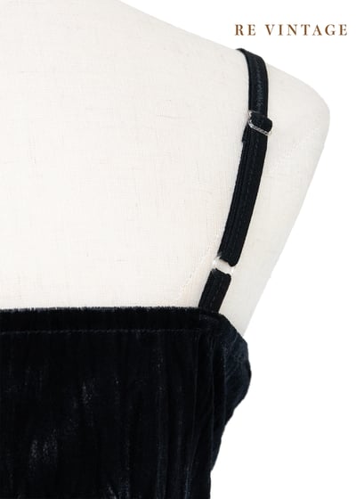 Iridescent 花朵黑色絨布細肩帶背心11