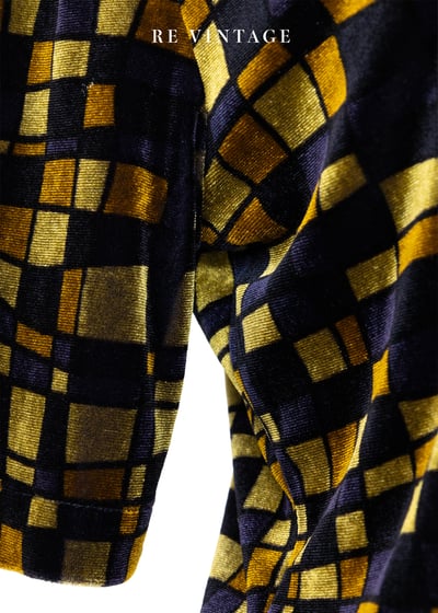 小黃格們的夜晚短袖絨布上衣4