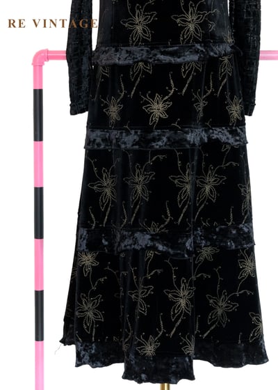 夜幕星軌金線百合黑絨長洋裝4