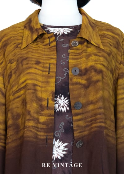 曠野湖邊焦糖黃漸層暈染上衣3