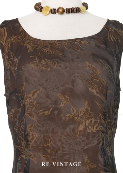 深灰紗中透著橘光抽象花朵長洋裝3