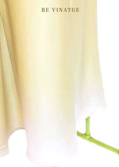 『歐洲寶物』四色花瓣漸層緞面氣質長洋裝13