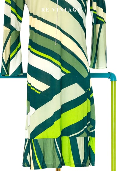 摩登綠層層疊疊幾何線條洋裝4