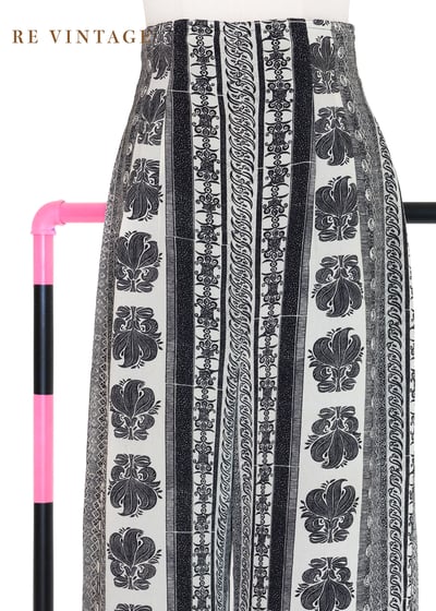 黑白圖騰詩行高腰寬褲（26"）3