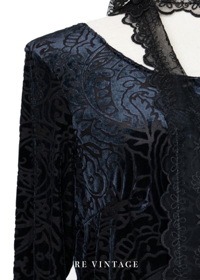 Royal palace 圖騰絨布上衣4