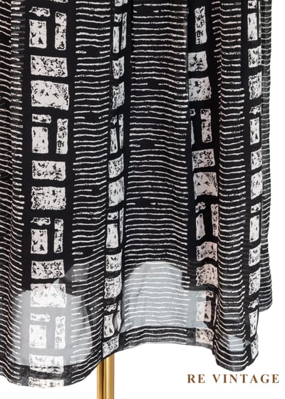 Black & White 幾何手繪筆觸高腰長裙（25"）9