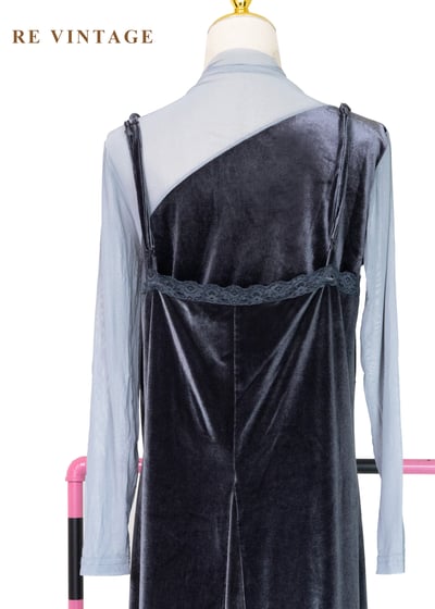 夜色灰光疊影絨布長洋裝12