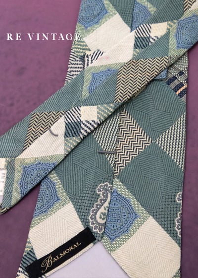 奶綠色變形蟲菱格紋領帶9