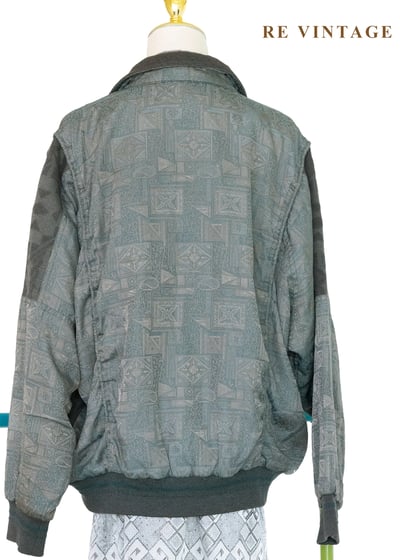 灰綠色霧裡紋路復古夾克外套15