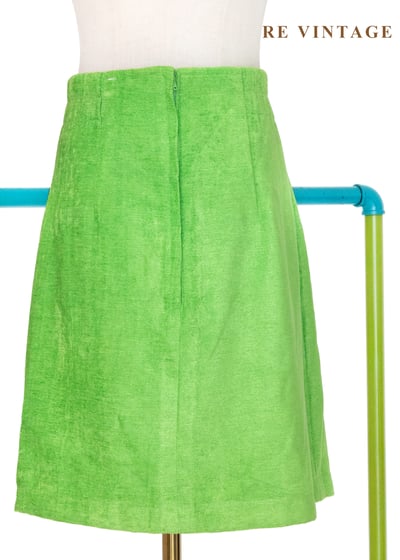 Neon Green 亮眼青蘋果短裙（26"）7