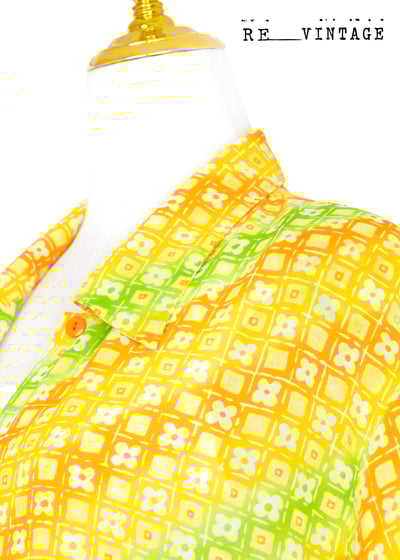 三色斜紋小花夏日短袖襯衫7